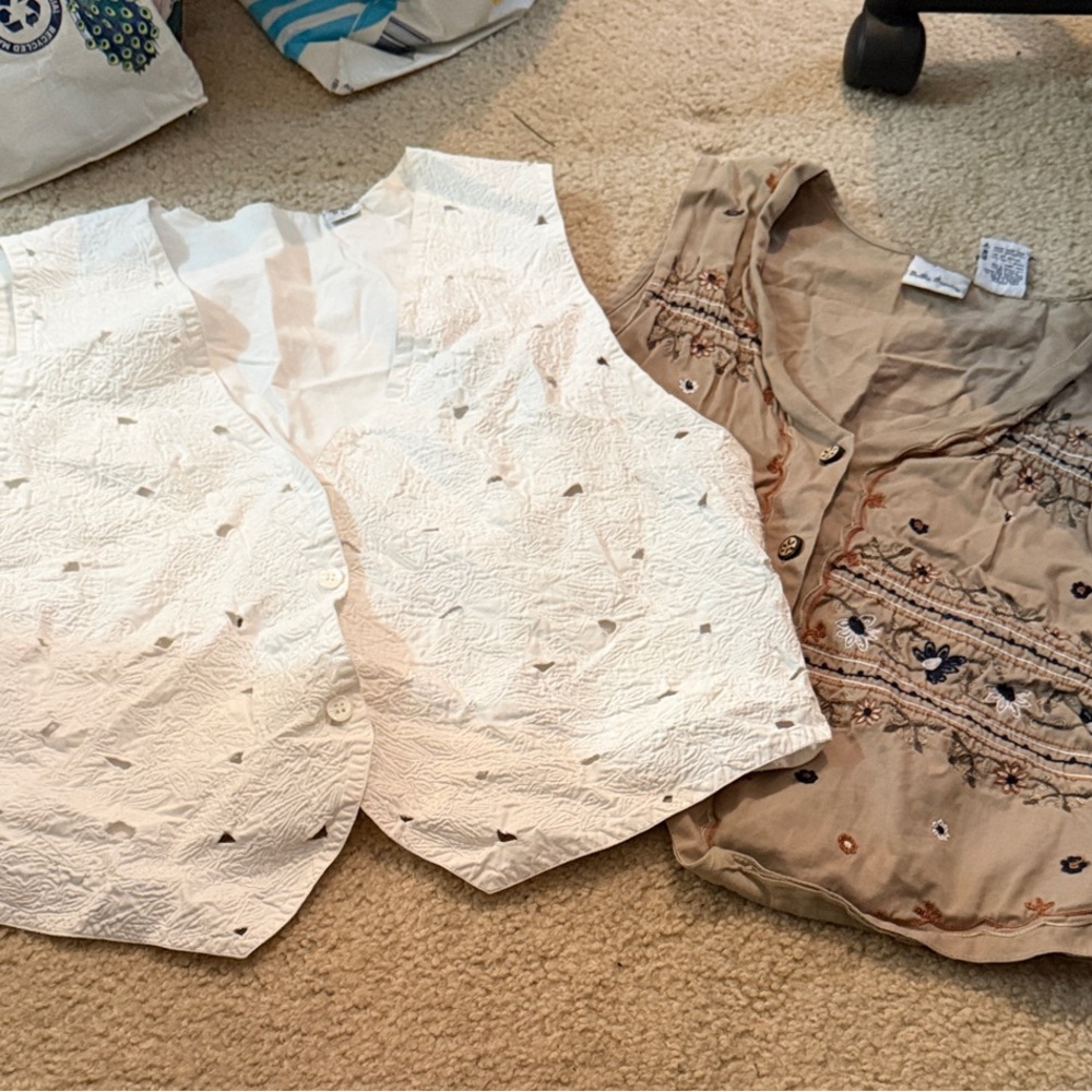 Bobbie Brooks White and Tan Vests